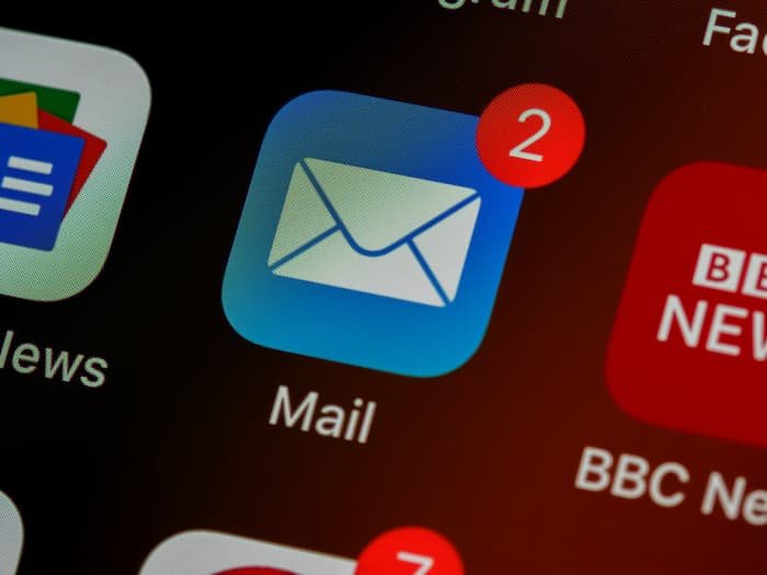 How to use a real estate agent email list