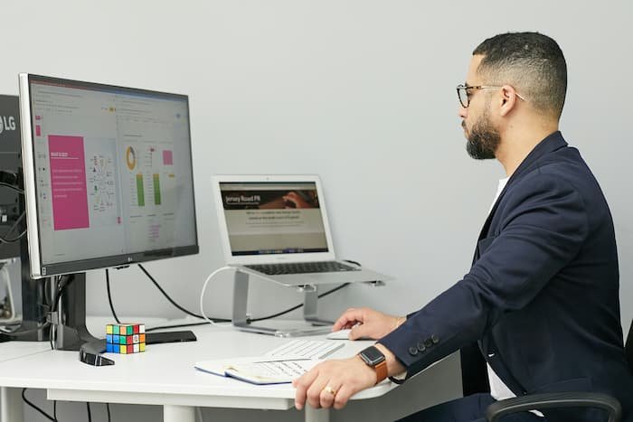 Real Estate Agents outreach campaign analytics and results